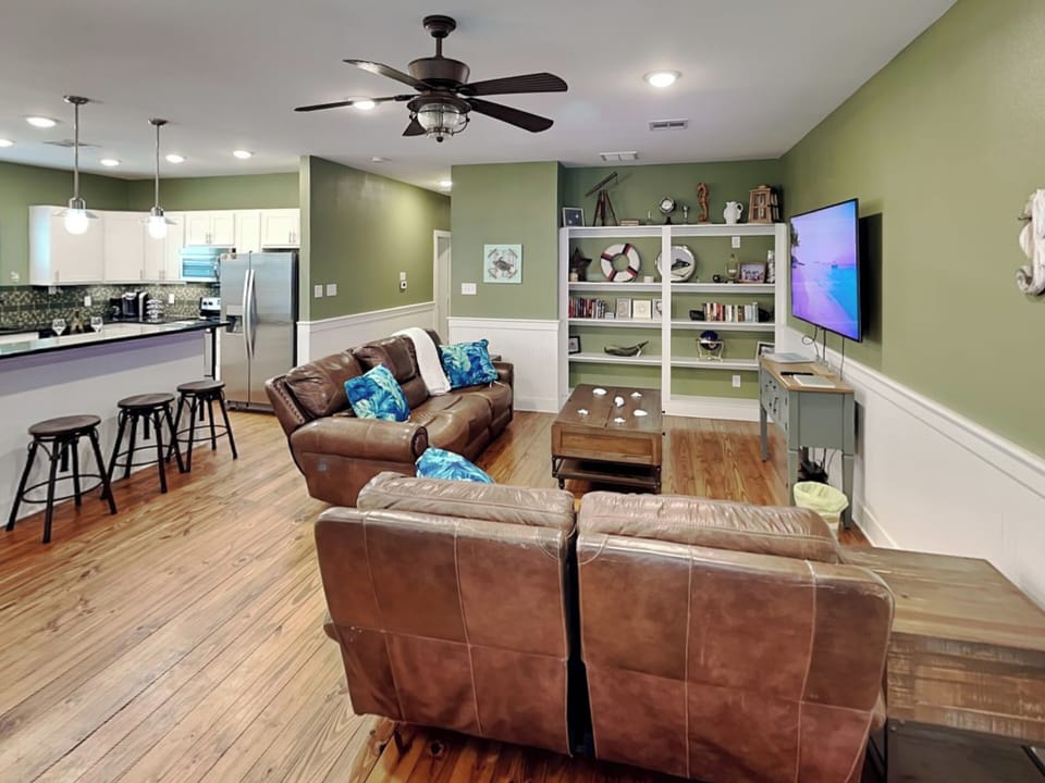 Open Concept Living Room, Kitchen, & Dining Area