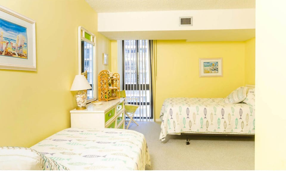 2nd Bedroom 01