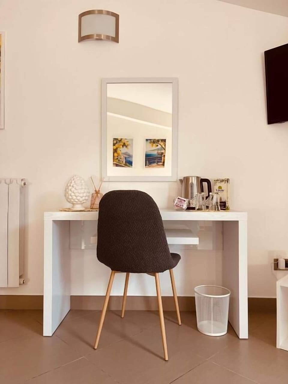 Comfort Double or Twin Room, Balcony, City View | Interior