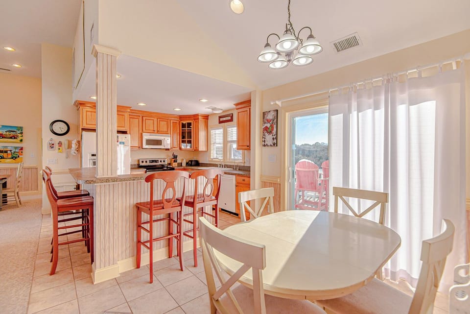 Top Level Sitting/Kitchen Area