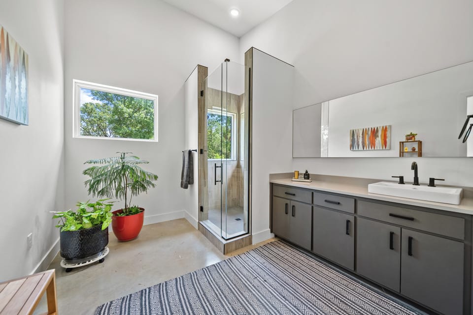 2nd master bath