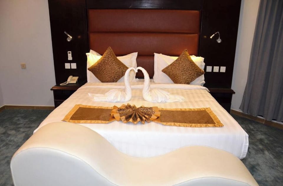 Double Room | Iron/ironing board, free WiFi