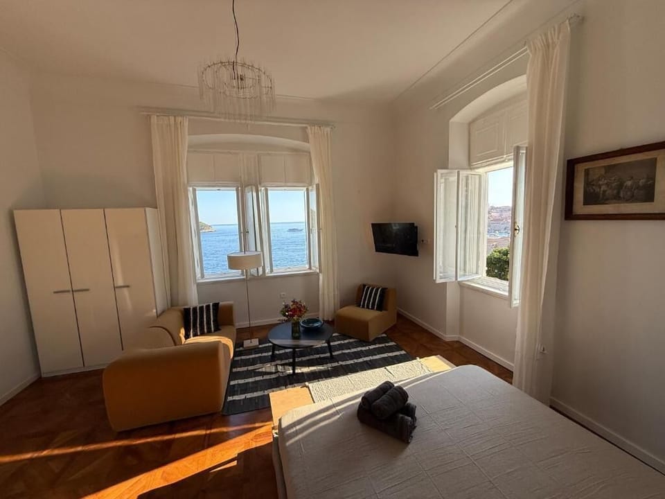 Apartment | Iron/ironing board, free WiFi