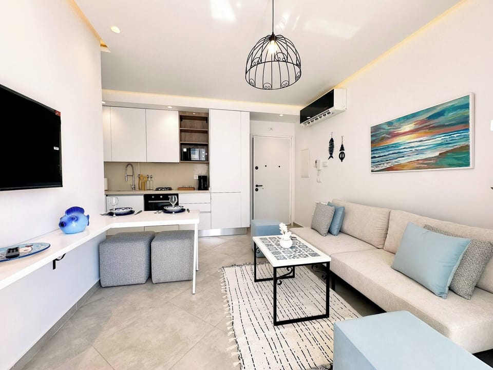 Apartment, 2 Bedrooms | Living room