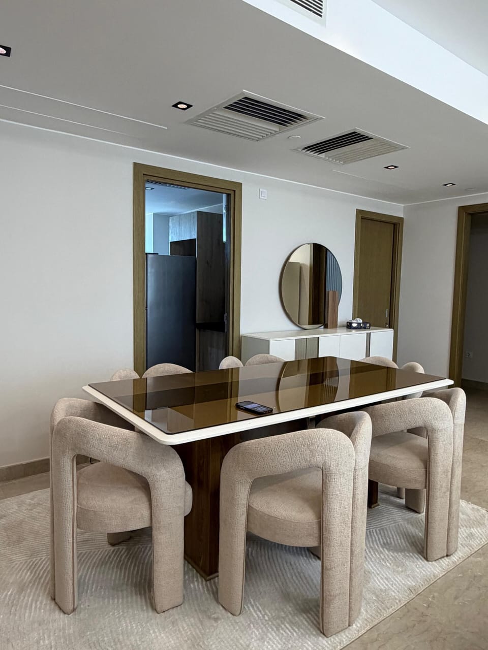 Luxury Apartment, Park View | Dining