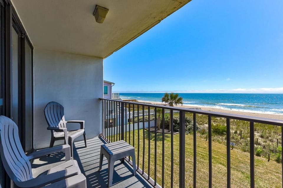Atlantic Towers 303-large-023-018-Balcony-1500x1000-72dpi