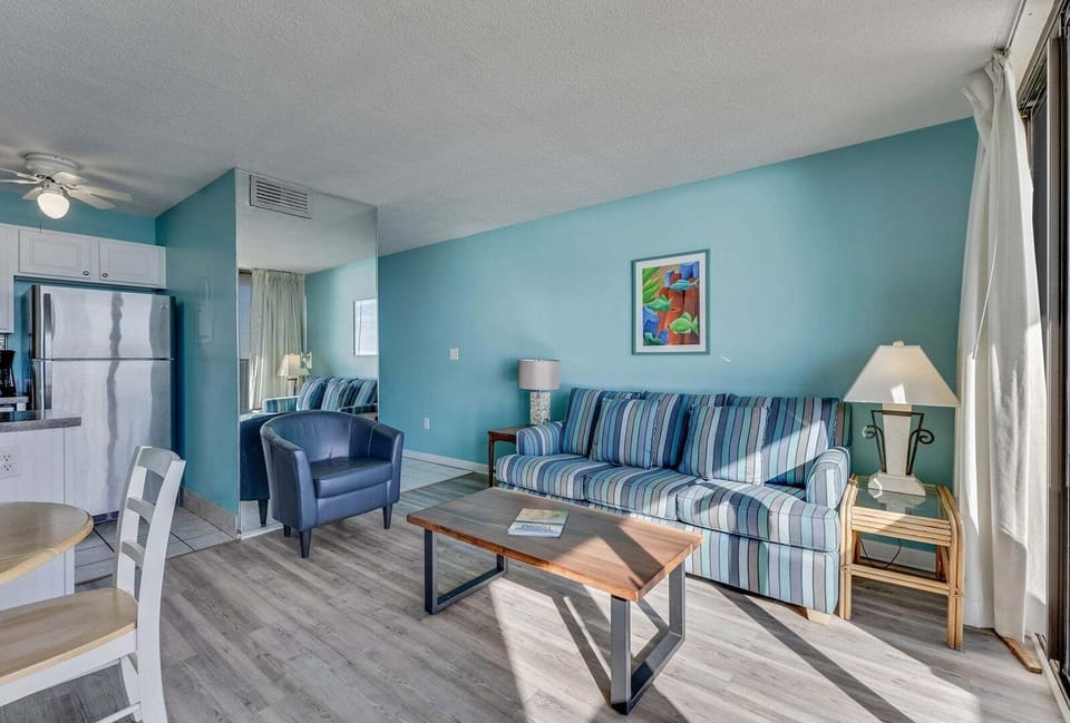 Atlantic Towers 402-print-005-004-Main Living Area-4200x2800-300dpi