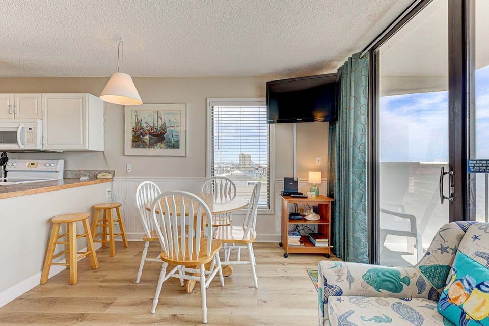 Atlantic Towers 801-print-008-004-Main Living Area-4200x2800-300dpi
