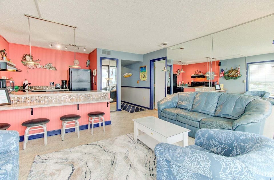 Atlantic Towers 914-print-006-012-Main Living Area-4200x2760-300dpi