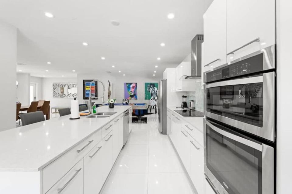 Comfort Villa | Private kitchen | Coffee/tea maker