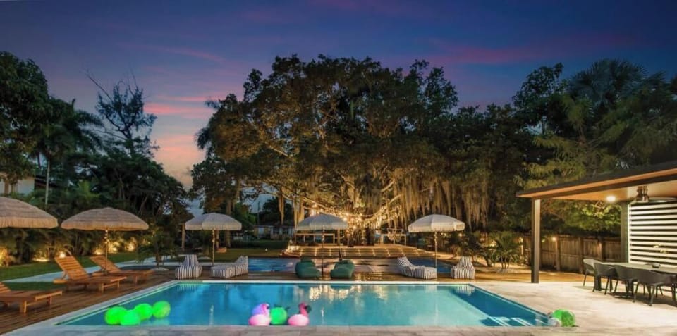Comfort Villa | Pool | Outdoor pool