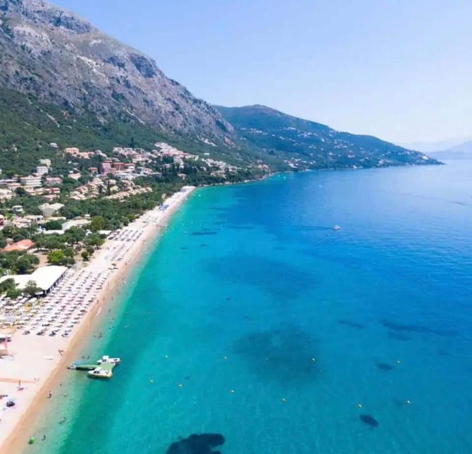 Art House Seaview & Jacuzzi Spartylas Sleeps 4 Villa in Peloponnese, Western Greece and the Ionian