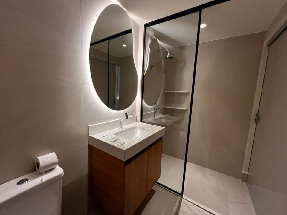 Classic Apartment | Bathroom
