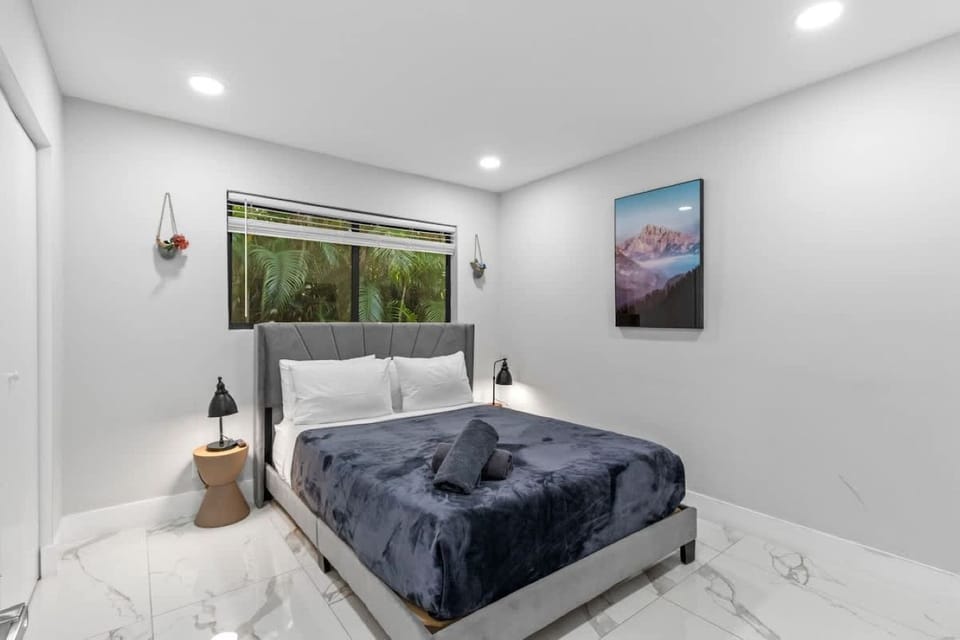 Comfort Villa | Iron/ironing board, free WiFi, bed sheets