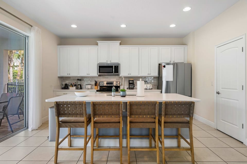 39-web-or-mls-LetsGoClick-040