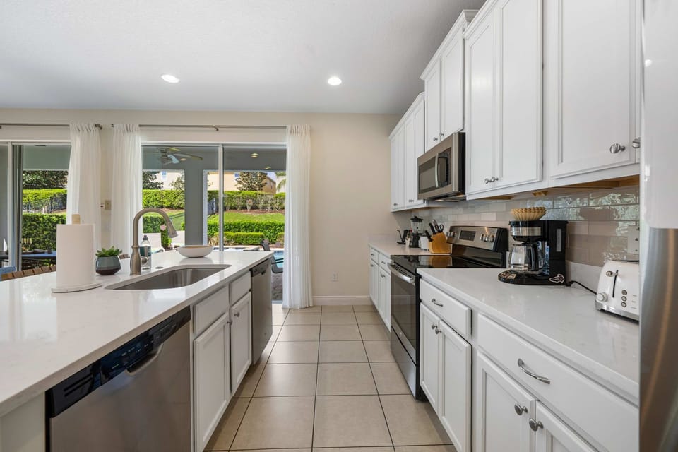 40-web-or-mls-LetsGoClick-041