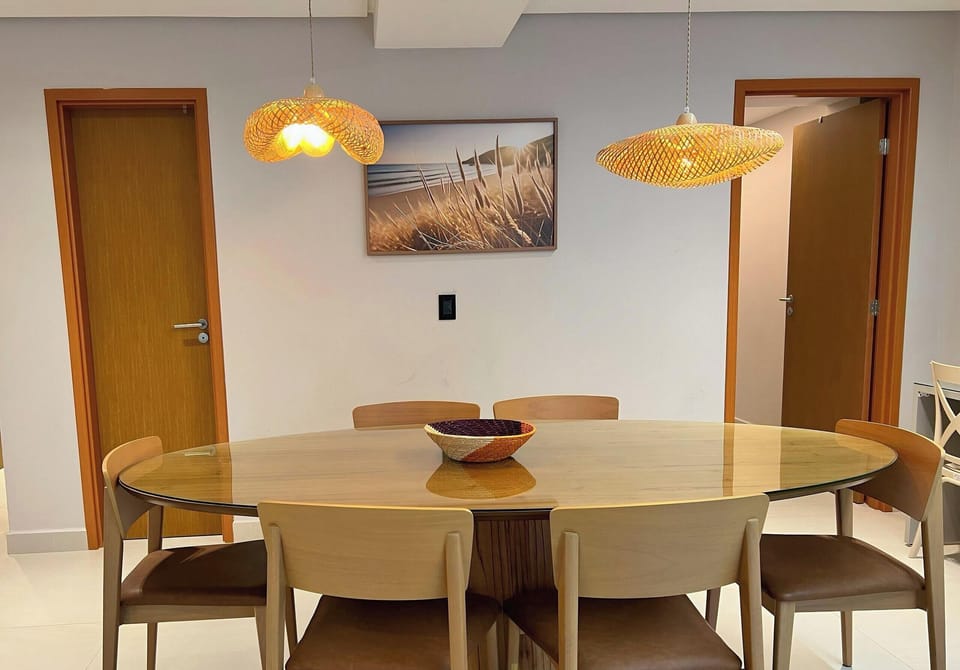 Deluxe Apartment | Dining