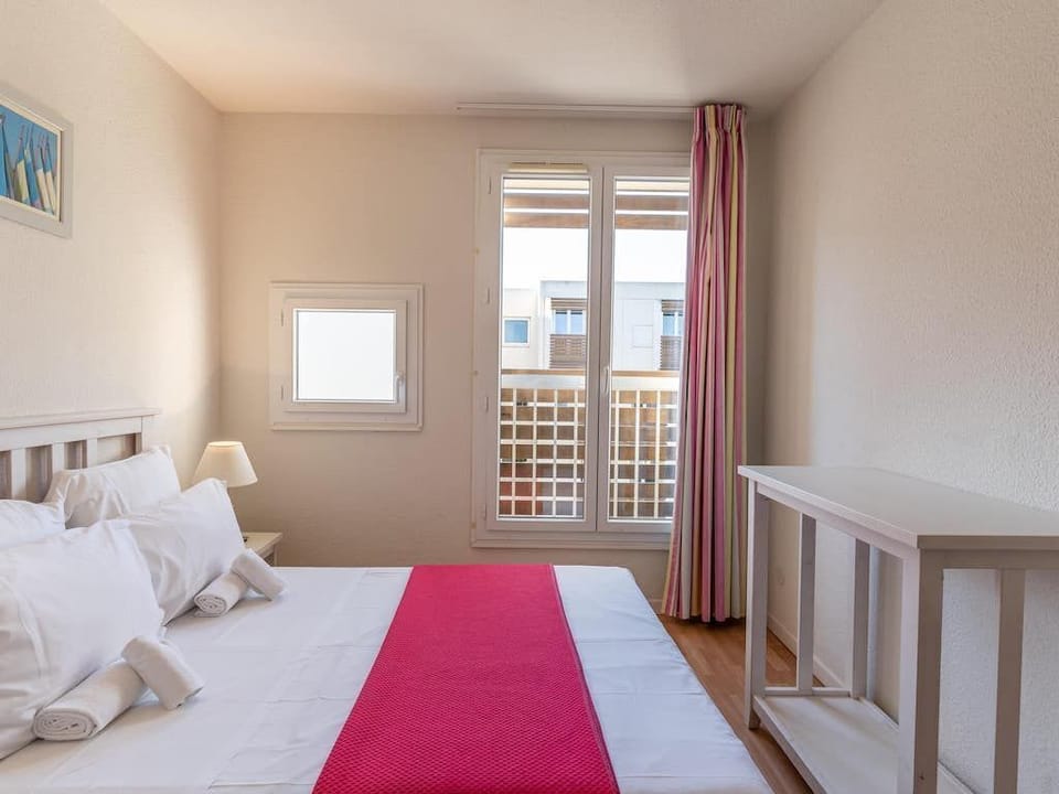 Drift to sleep in one of the bedrooms.