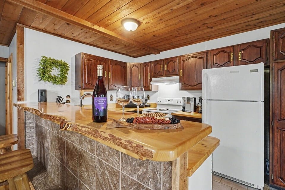 Kitchen | Full-Size Refrigerator | Electric Range & Coffee Maker