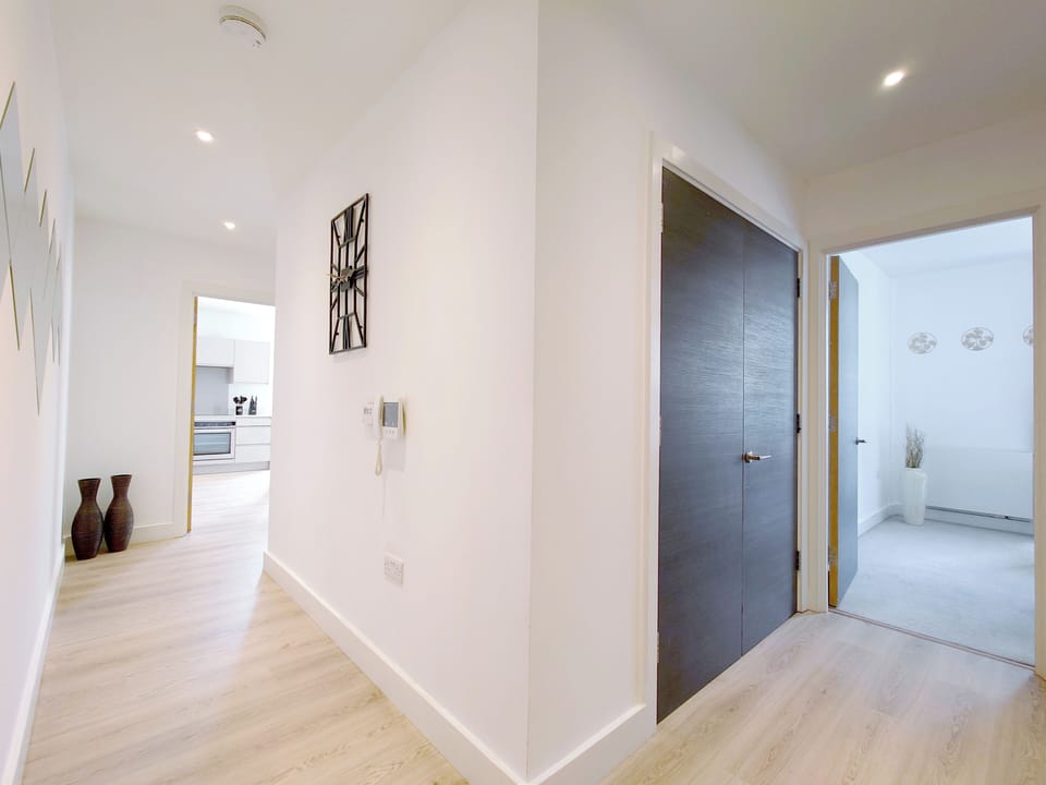 Apartment, 2 Bedrooms (in Poplar near Canary Wharf) | Individually decorated, individually furnished, desk, blackout drapes