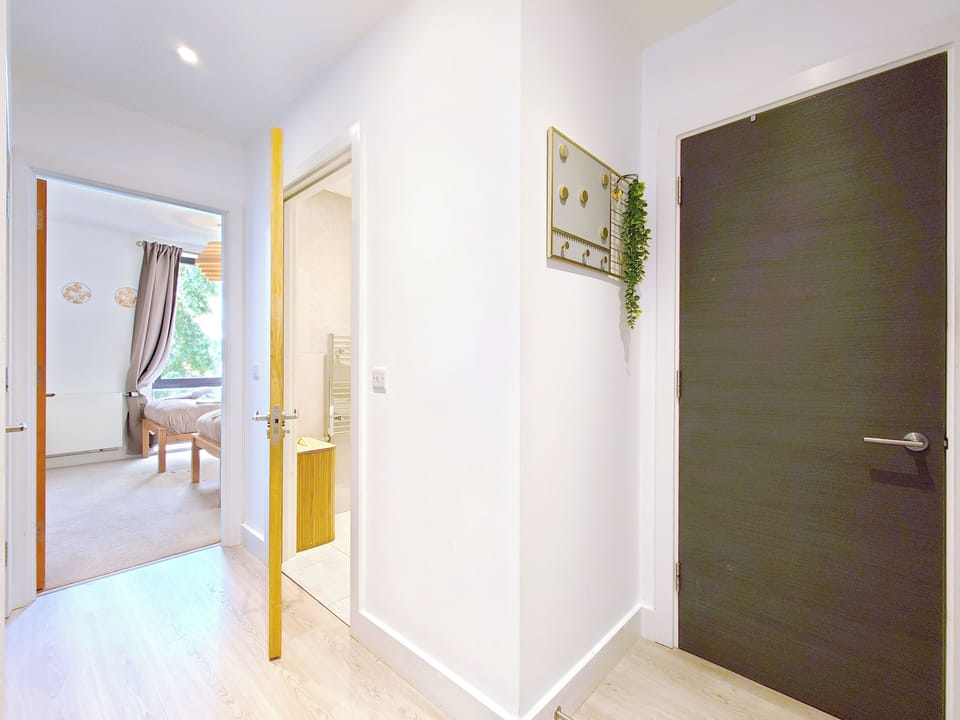 Apartment, 2 Bedrooms (in Poplar near Canary Wharf) | Individually decorated, individually furnished, desk, blackout drapes