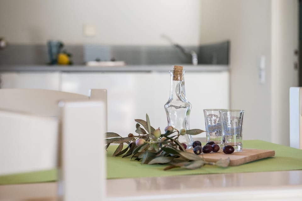 Premium bedding, in-room safe, desk, soundproofing