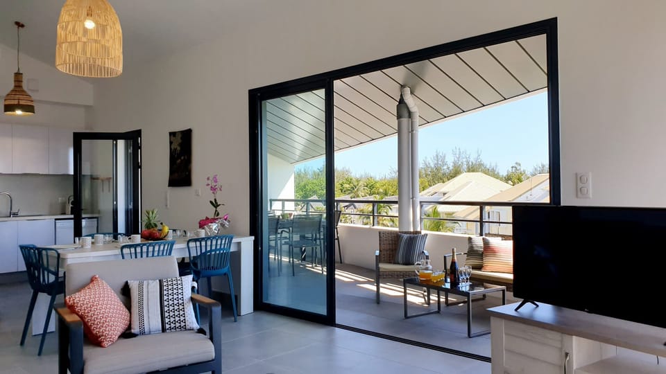 APP ETAMINE Living Room Saint-Gilles les Bains	