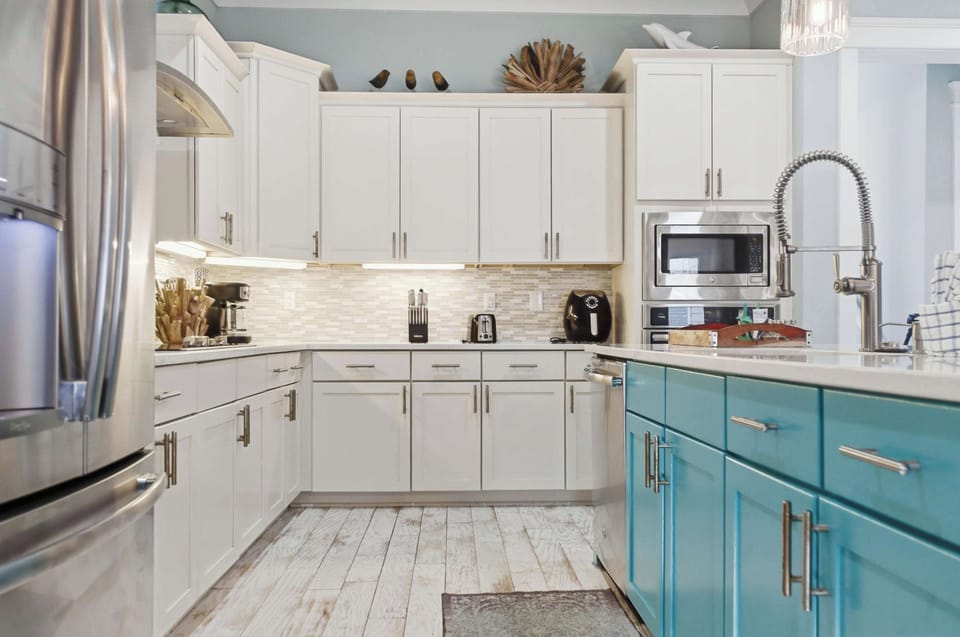Stylish & Functional Kitchen Space