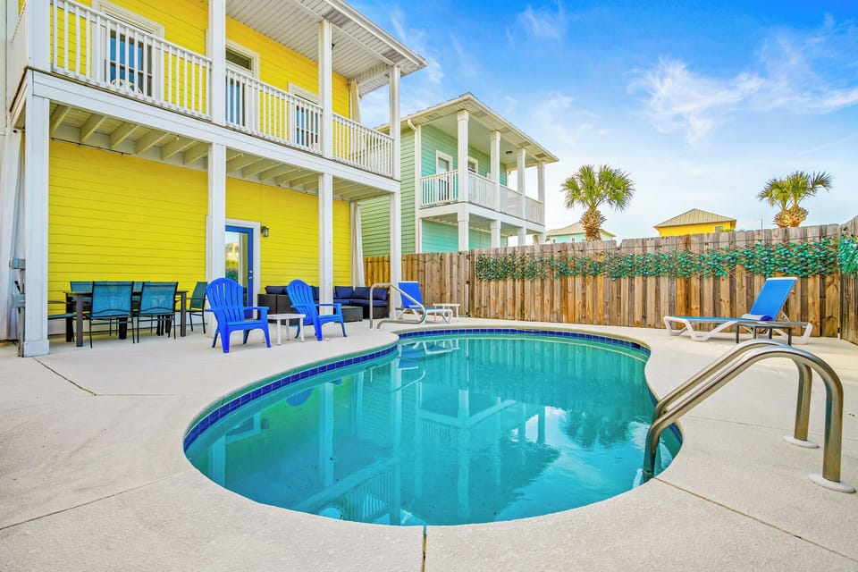 Beautiful, private backyard pool, with plenty of seating, storage box of toys and endless sun!