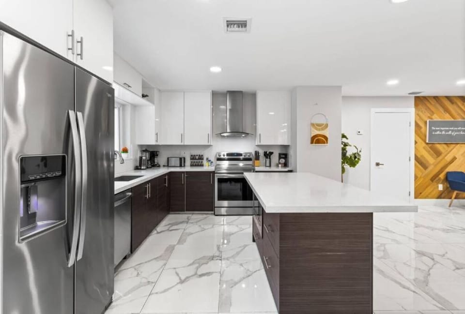 Comfort Villa | Private kitchen | Coffee/tea maker