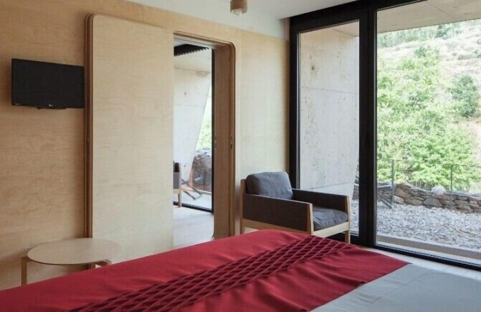 Superior Suite Family | In-room safe, individually furnished, soundproofing, free WiFi