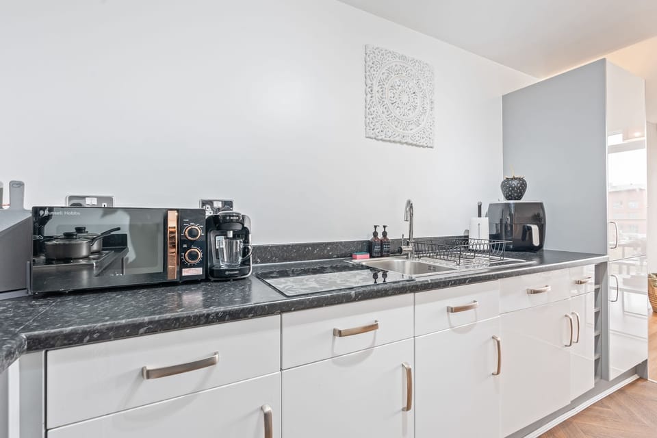 Apartment, 1 Bedroom, Accessible, Balcony | Interior