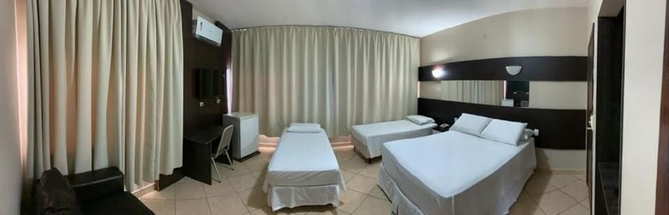 Triple Room | Free WiFi, wheelchair access
