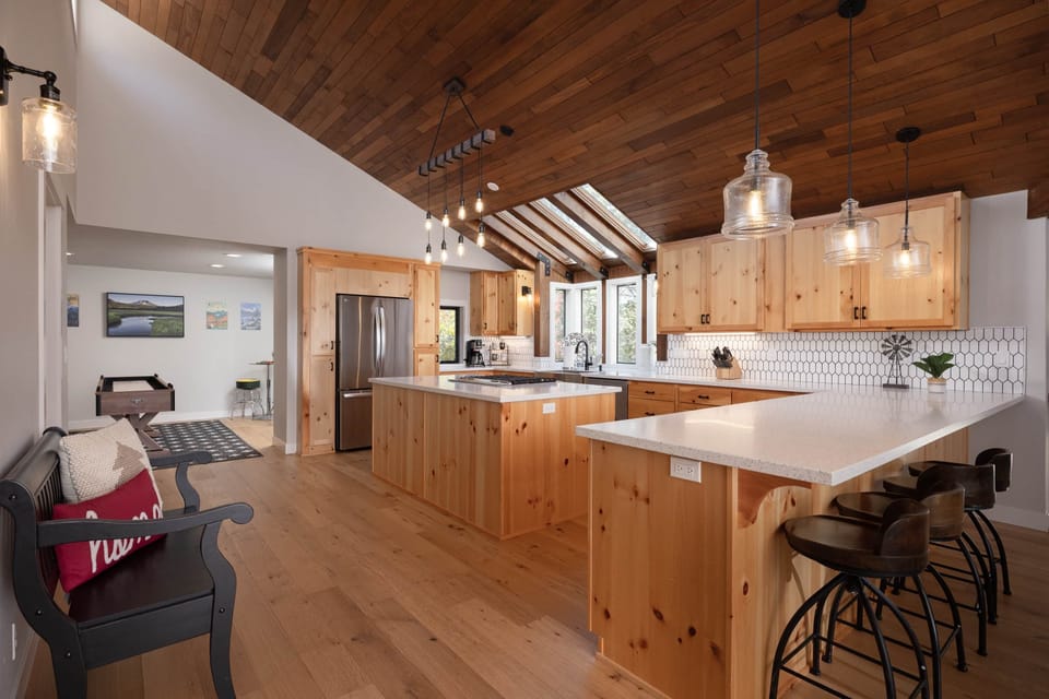 sunriver-vacation-rental-chef-kitchen.jpg