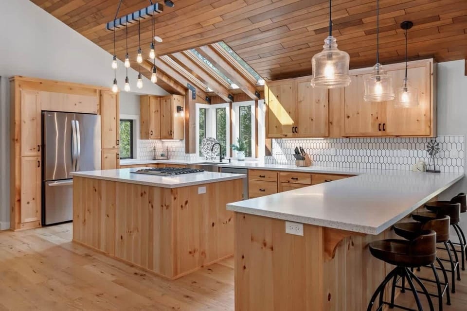 sunriver-vacation-rental-chef-kitchen.jpg