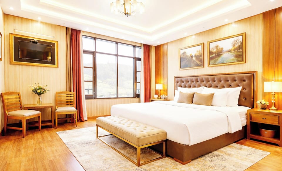 Superior Double Room | Hypo-allergenic bedding, desk, soundproofing, free WiFi
