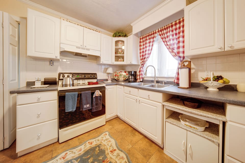 Kitchen | Cooking Basics | Drip Coffee Maker
