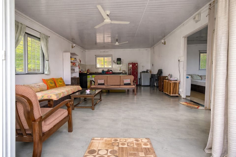 Premium Villa, Patio, Lake View | Living area
