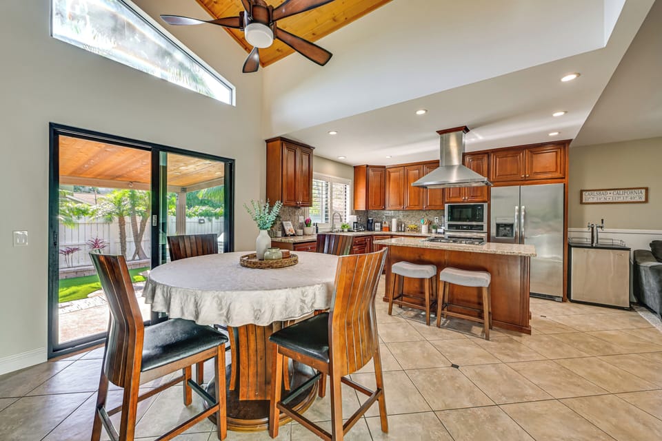 Kitchen & Dining Space | 1st Floor
