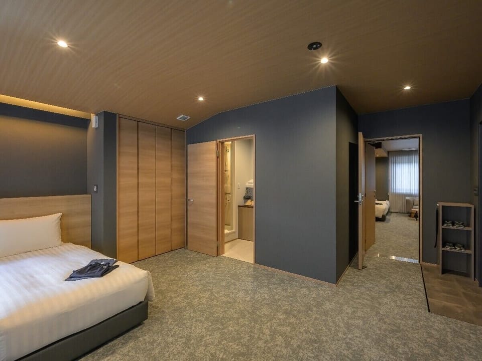 In-room safe, iron/ironing board, free WiFi