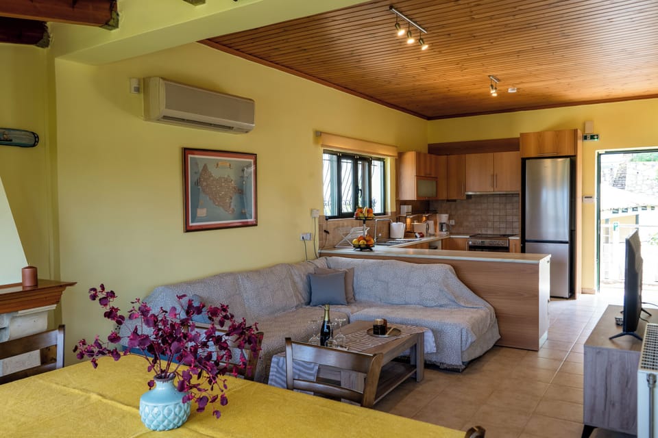 Family Apartment | Living area | 43-inch Smart TV with cable channels