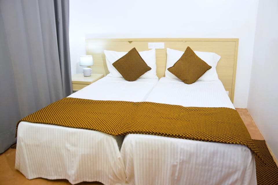 Standard Double Room | In-room safe