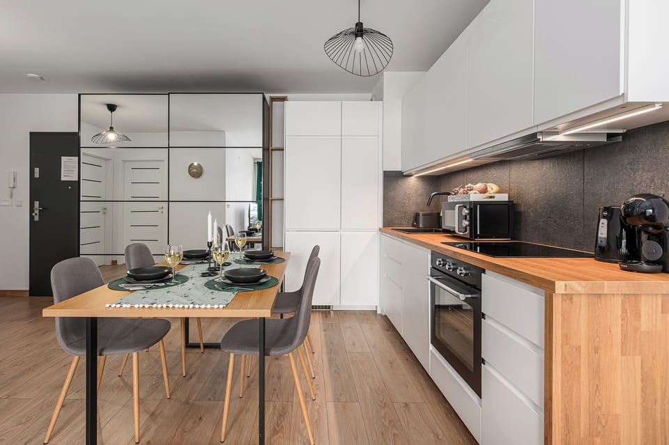 Comfort Apartment, Patio, Courtyard View | Private kitchen | Espresso maker, electric kettle, toaster, griddle