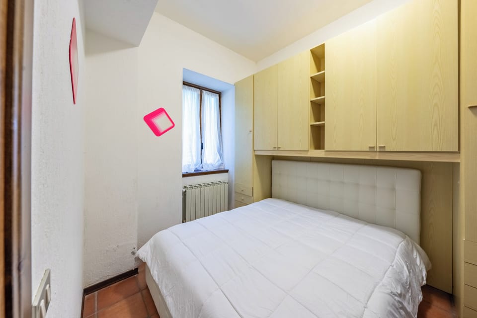 Apartment, Garden View