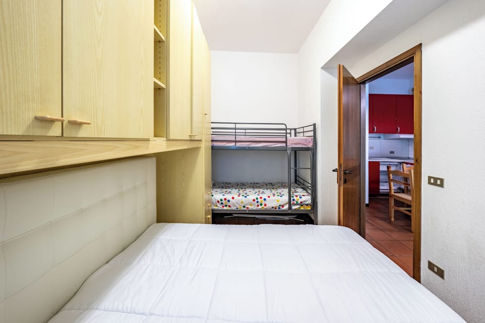 Apartment, Garden View