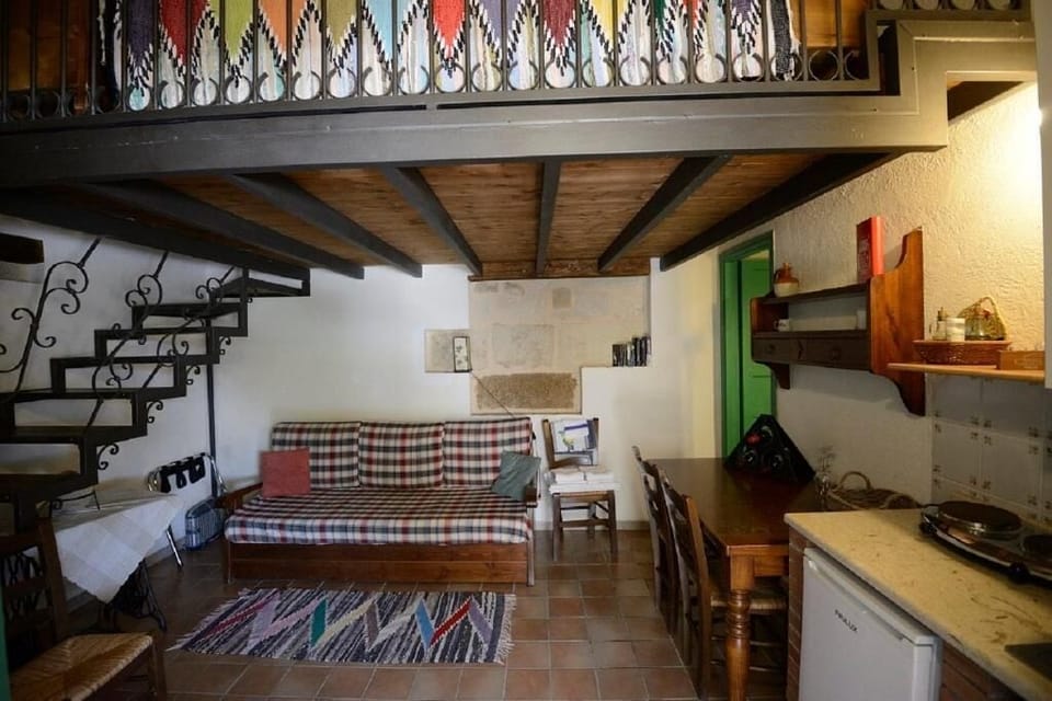 Studio, Garden View | Living area