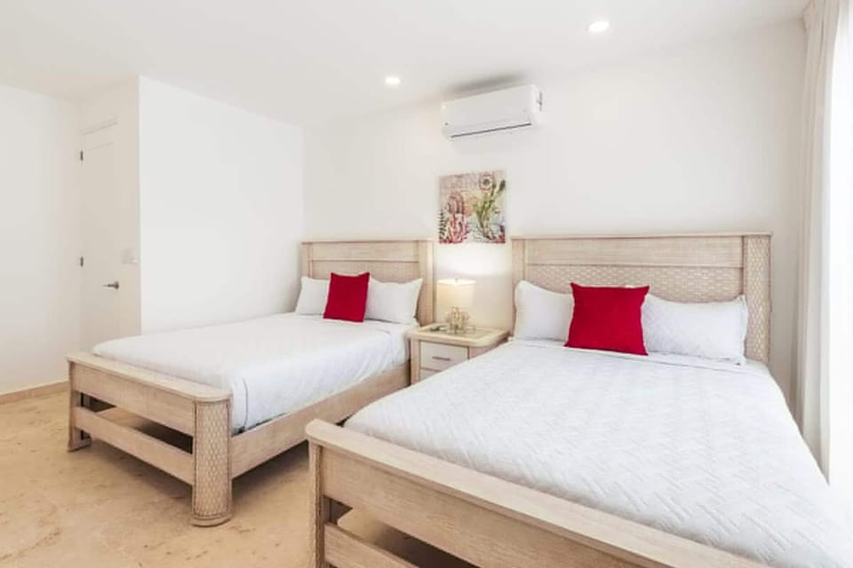 House | 3 bedrooms, high-speed internet