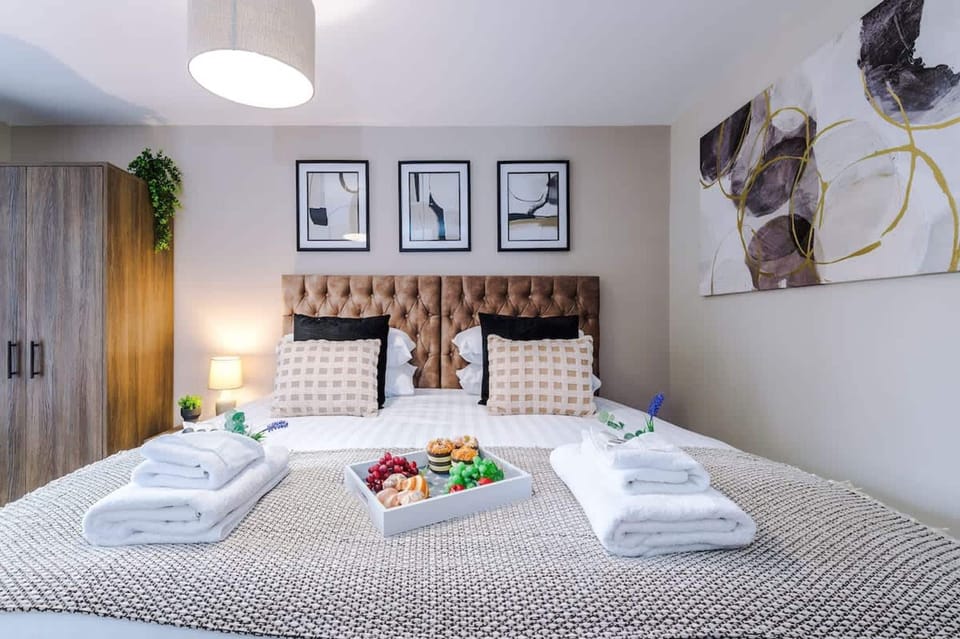 NEW Stylish 1-bed Flat Great Location Sleeps 4 Apartment in Chester