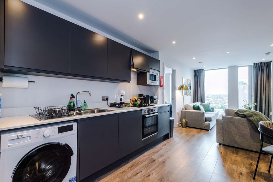 House | 2 bedrooms, desk, Internet