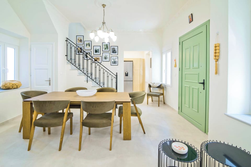 Villa, 3 Bedrooms, Non Smoking | Dining room